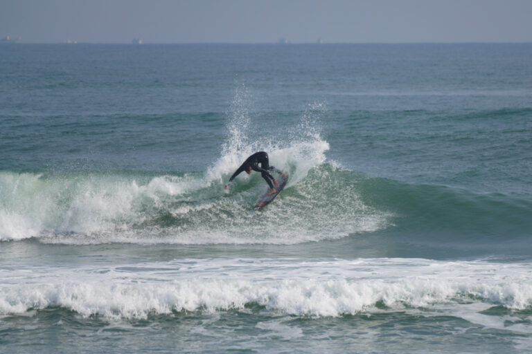 Surf & Foil session with Jack Ho