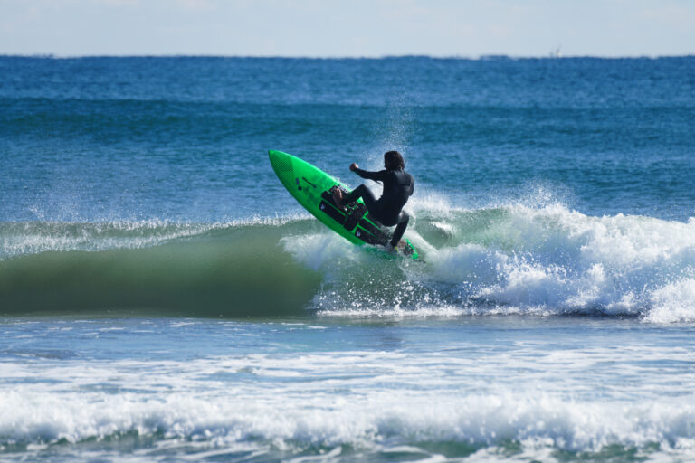 寒さにまけずSURF & SUPサーフ