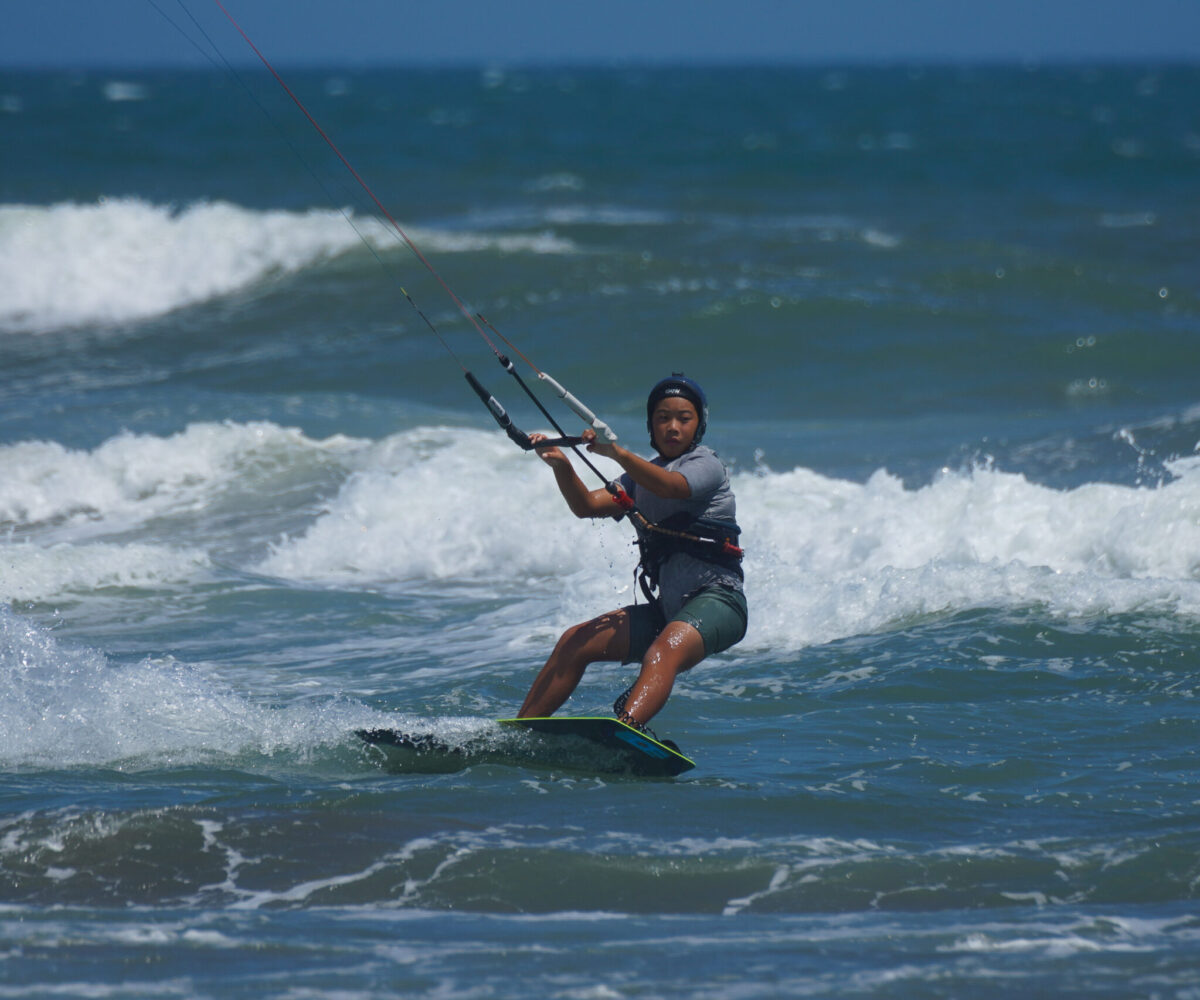 Kitesurfing