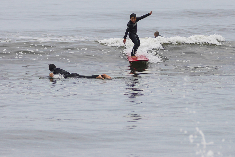 SURFING